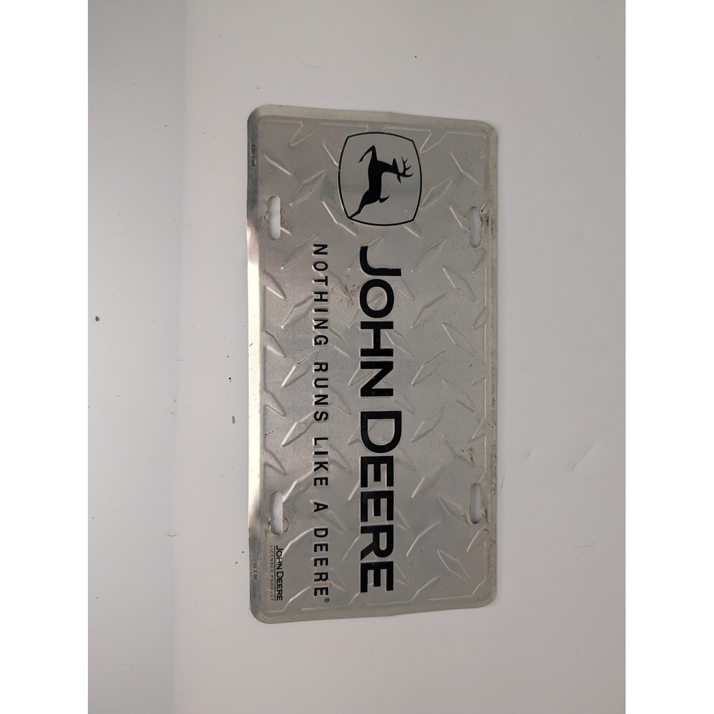 John Deere Diamond Plate Metal License Plate Nothing Runs Like A Deere Silver